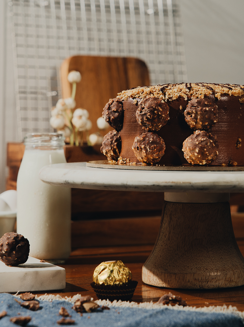 Mini Hazelnut Crunch  Whole Cake