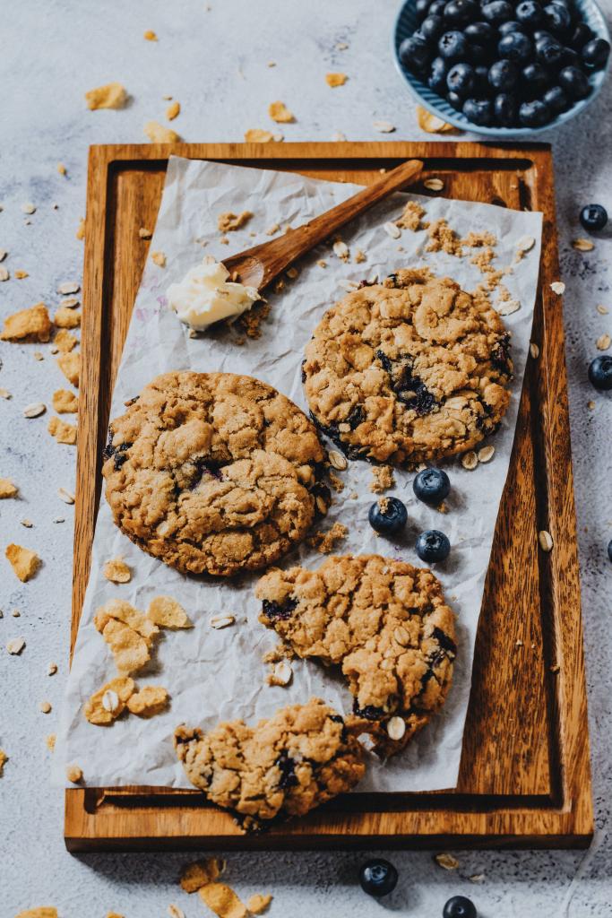 Blueberry Cereal Cookies